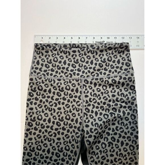 Anthropologie Allfenix Charcoal Jagger 7/8 Legging Grey Animal Print Size Medium - Picture 4 of 10
